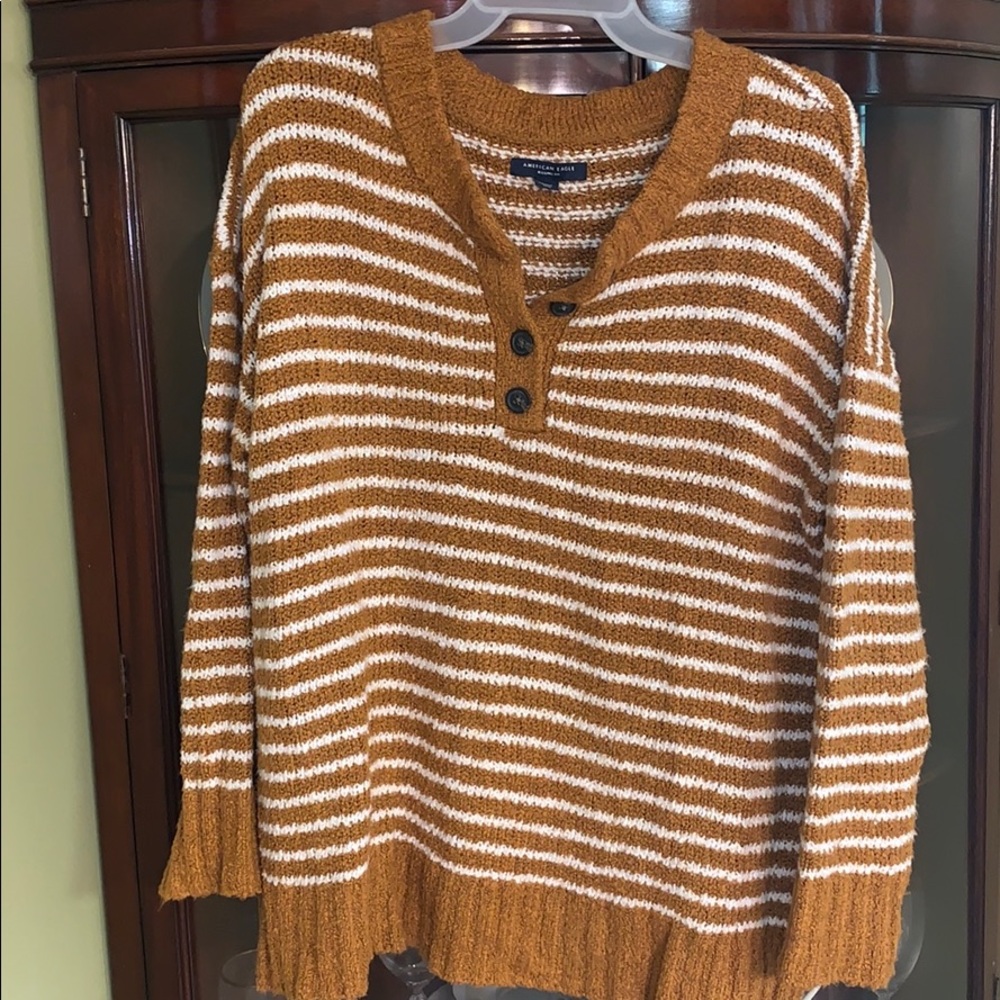 American Eagle Sweater
